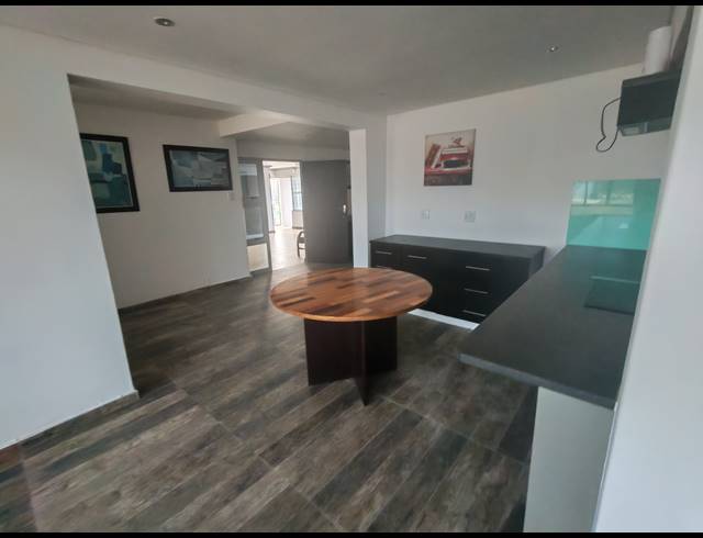11 BEDROOM HOUSE FOR SALE IN GLENASHLEY